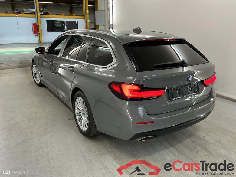 BMW 5 SERIES TOURING 2.0 520E TOURING AUTO Parking Assistant Driving Assistant Business #3