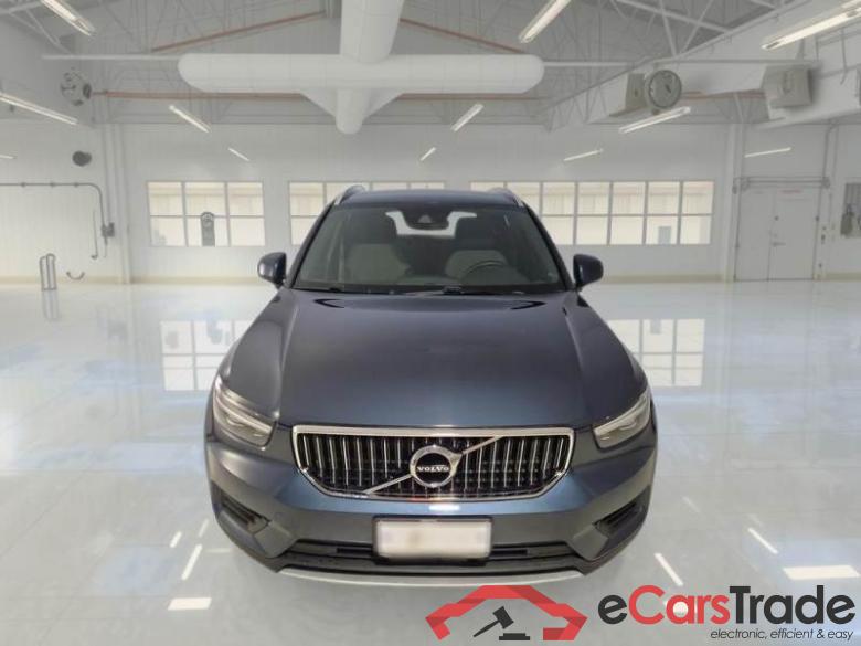 Volvo 235 VOLVO XC40 / 2017 / 5P / SUV T4 PLUG-IN HYBRID AUTO RECH INSCRIP EXPR #6