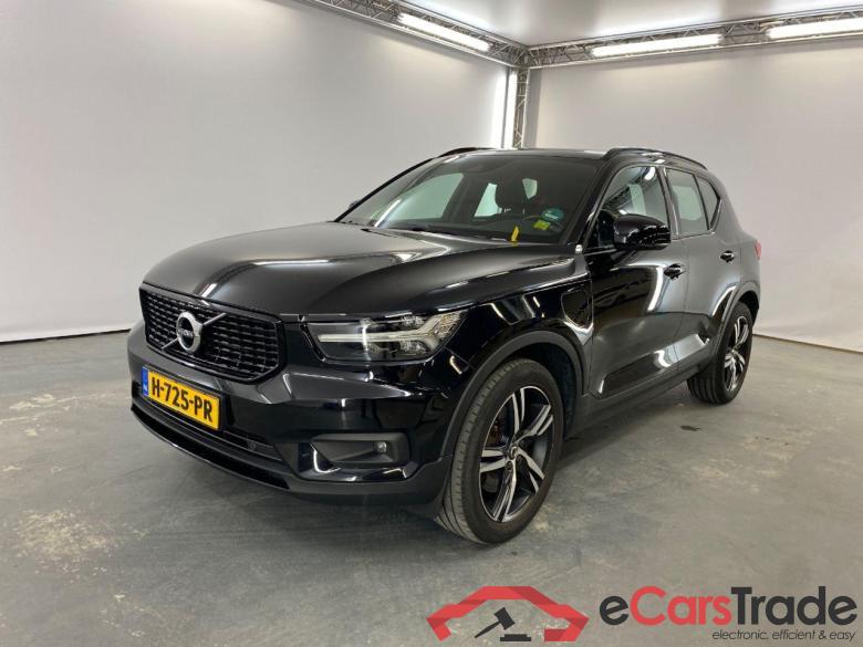 VOLVO XC40 1.5 t5 plug-in hybride r-design 193kW awd geartronic aut #1