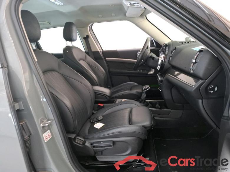 Mini Cooper SE ALL4 Yours 136+88ch BVA6 MINI Countryman / 2016 / 5P / Crossover Cooper SE ALL4 Yours 136+88ch BVA6 #6