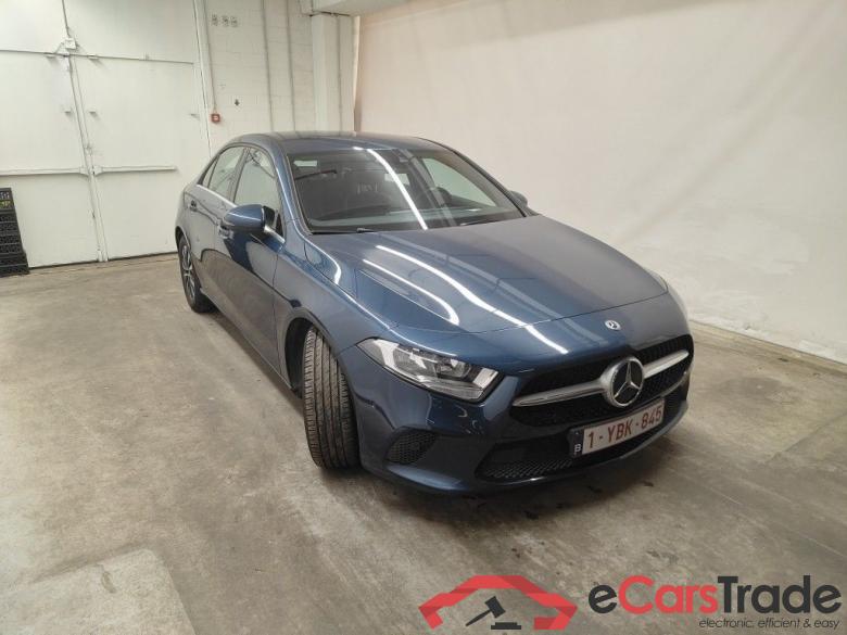 Mercedes-Benz A-Klasse Limousine A 180 d DCT Business Solution 4d #3
