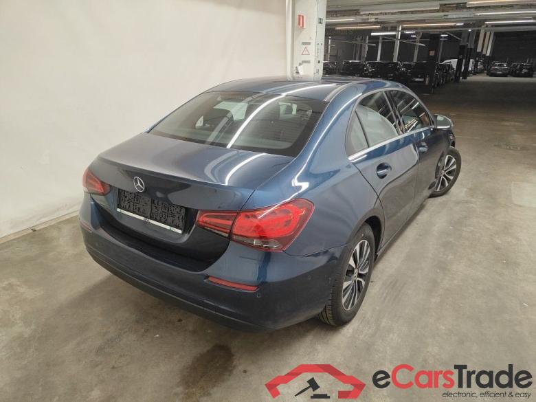 Mercedes-Benz A-Klasse Limousine A 180 d DCT Business Solution 4d #4