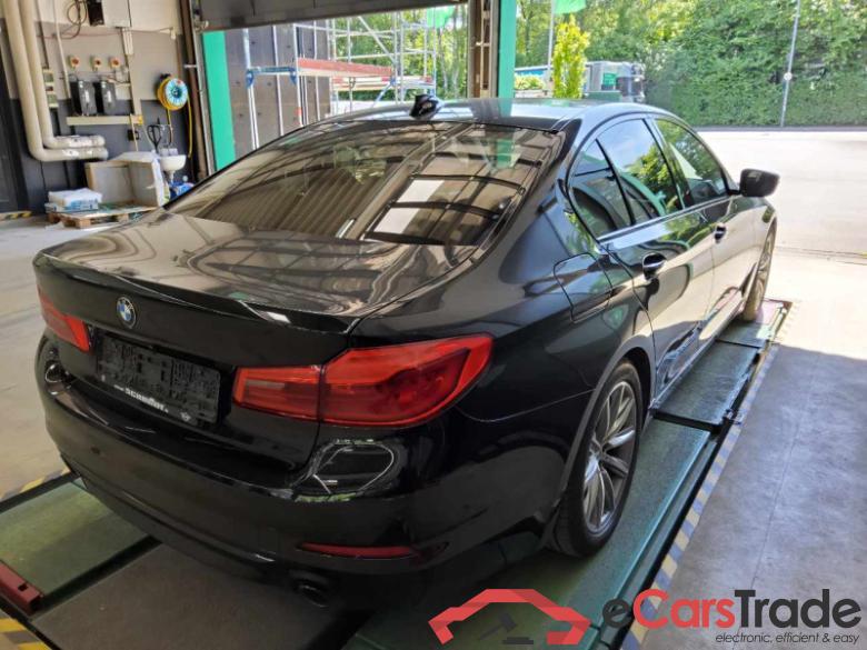 BMW Baureihe 5 Lim. (G30)(02.2017->) DE - Lim4 520 d Mild-Hybrid EU6d-T, Sport Line (EURO 6d-TEMP), 2019 - 2020 #3