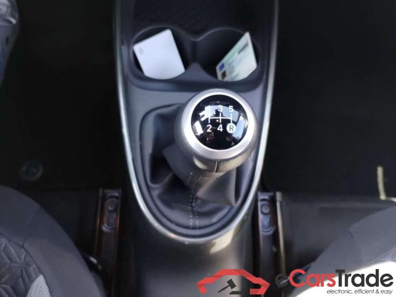 TOYOTA Aygo X 1.0 VVT-i MT Pulse #5
