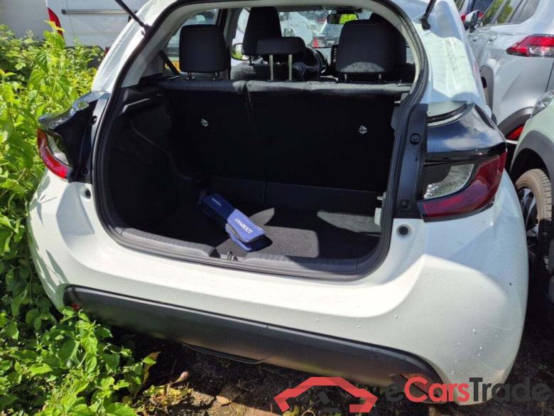 TOYOTA YARIS 1.5 Hybrid Active #3