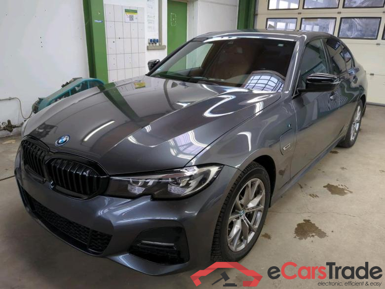 BMW 3-Serie ´18 Baureihe 3 Lim. 330 e M Sport 2.0 185KW AT8 E6d