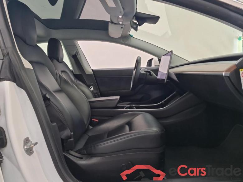 Tesla Model 3 '18 BEV Tesla Model 3 Standard Range Plus RWD 4d #3