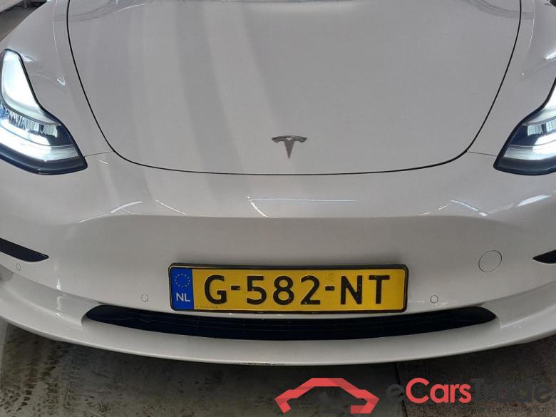 Tesla Model 3 '18 BEV Tesla Model 3 Standard Range Plus RWD 4d #5