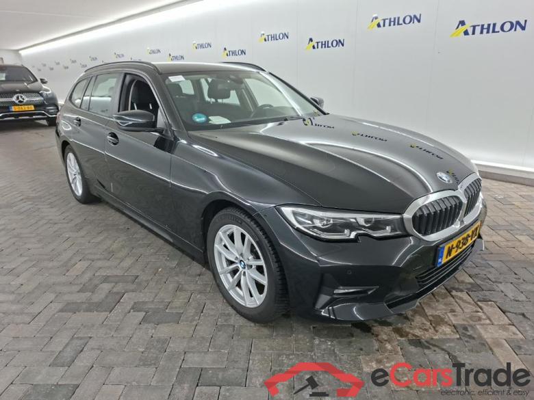 BMW 3-serie Touring 318iA Business Edition 5D 115kW #2