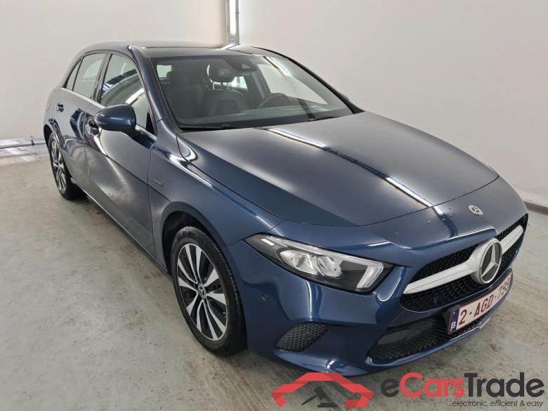 MERCEDES-BENZ A-CLASS 1.3 A 250 E DCT Advantage #2