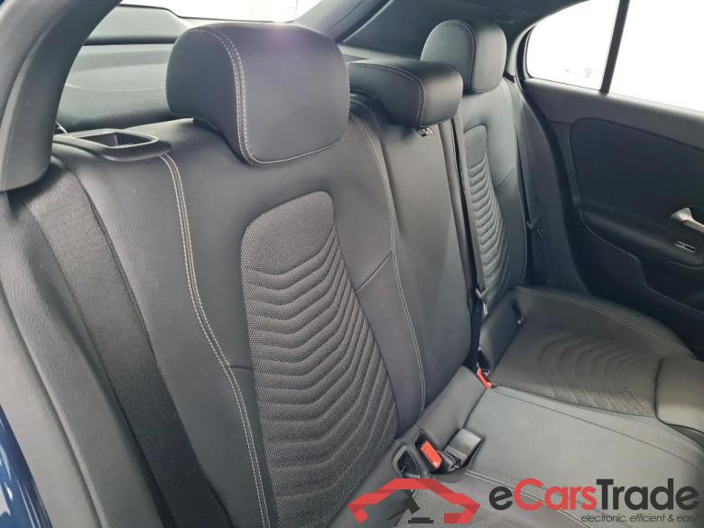 MERCEDES-BENZ A-CLASS 1.3 A 250 E DCT Advantage #6