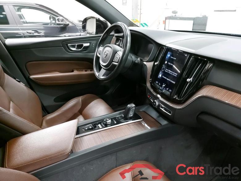 VOLVO - VOL XC60 B4 D 197PK 4x4 Geartronic Momentum Pro With Heated Mortitz Leather Comfort Seats & Nav & Cruise & DAB & Pano Roof & Park Assist & Camera #3