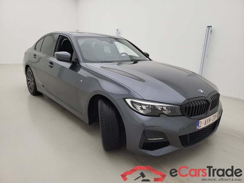 BMW 318 d M-Sport Pano LED-Xenon LC-Pro Navi Sport-Leather-Alcantara KeylessGo Camera Klima PDC ... #2