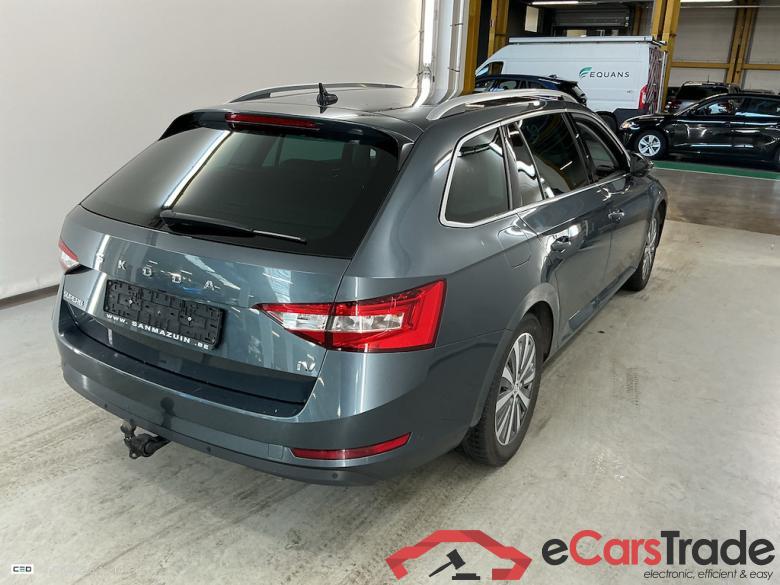SKODA SUPERB COMBI - 2019 1.4 TSI PHEV Style DSG #4