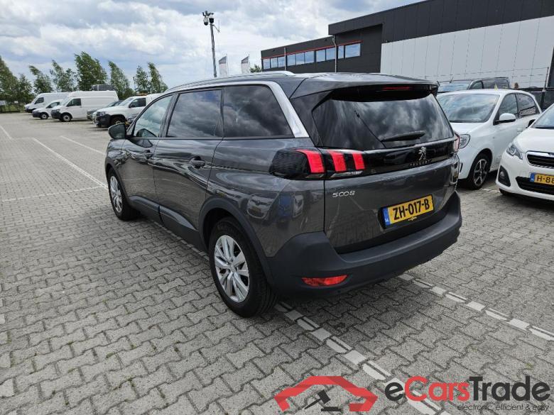 PEUGEOT 5008 96 kW #6