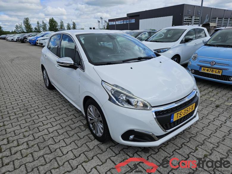 PEUGEOT 208 61 kW #4