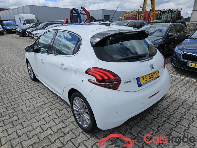 PEUGEOT 208 61 kW #6