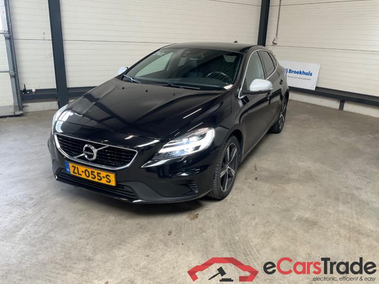 VOLVO V40 1.5 T3 Polar+ Sport #1
