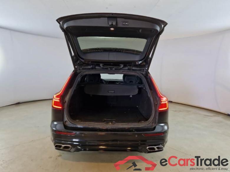 Volvo 71 VOLVO V60 / 2019 / 5P / STATION WAGON T6 PLUG-IN AWD AUTOM.RECH.R-DESIGN #5