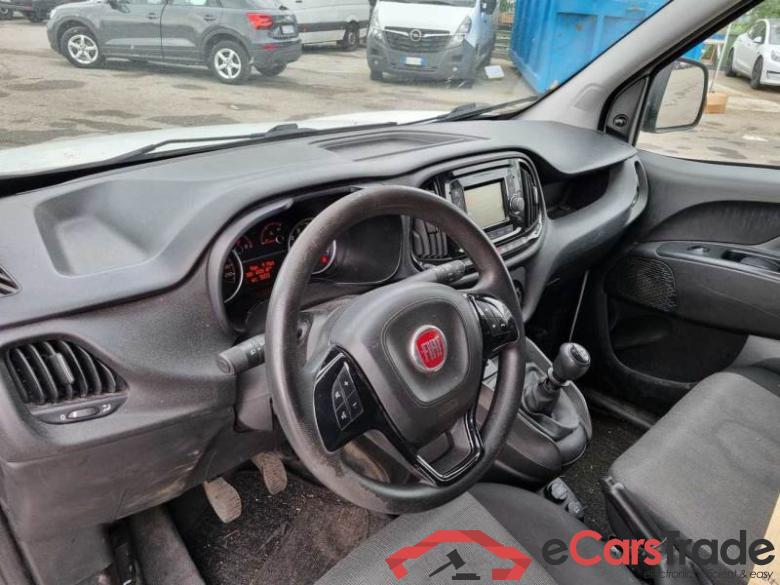 Fiat 16CH1LOUN FIAT DOBLÒ CARGO / 2014 / 4P / VETT. FURGONATA CH1 LOUNGE 1.6 MJET 105CV E6D SeS #3
