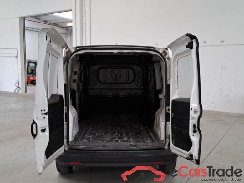 Fiat 48 FIAT DOBLÒ CARGO / 2014 / 4P / VETT. FURGONATA CH1 LOUNGE 1.3 MJET 95CV E6D SeS #5