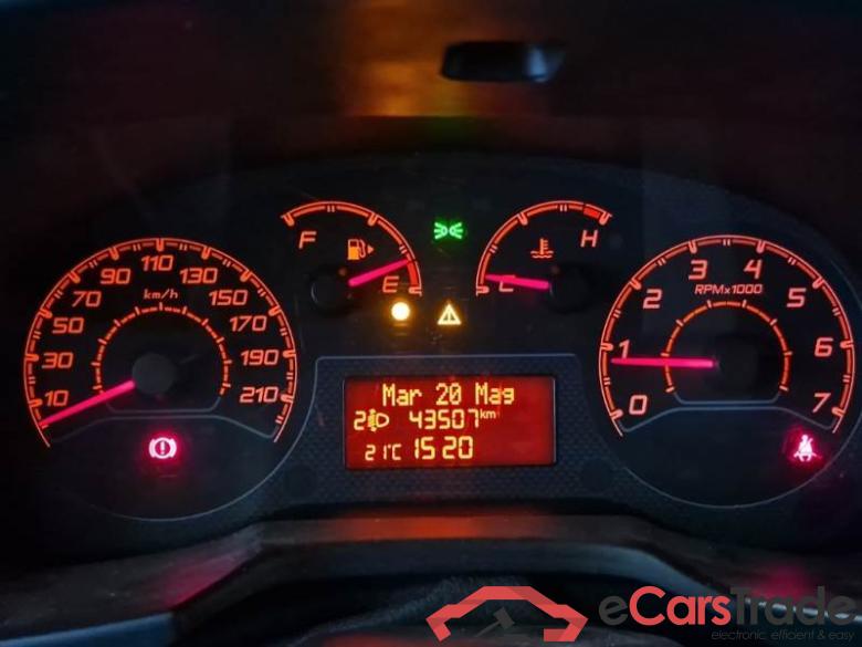Fiat 2 FIAT FIORINO / 2016 / 4P / VETT. FURGONATA 1.3 MULTIJET 80 CV E6 SX #4