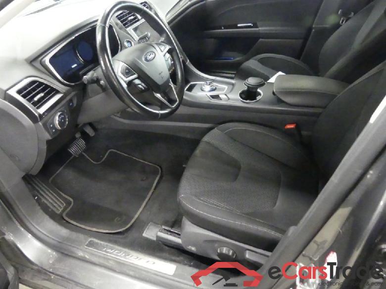 Ford Mondeo Wagon ´14 FORD Mondeo Turnier 2.0 EcoBlue Aut. Titanium 5d 110kW #4