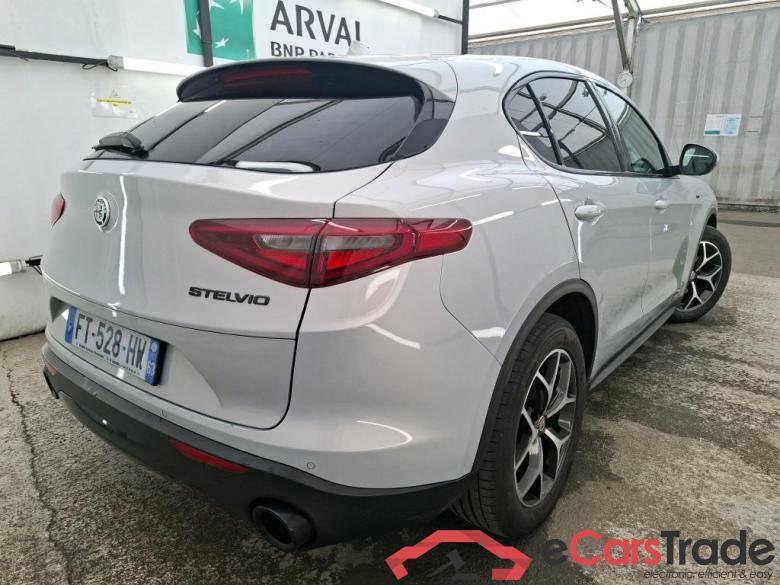 AlfaRomeo 2.2 Diesel 190ch AT8 Sprint ALFA ROMEO Stelvio / 2017 / 5P / SUV 2.2 Diesel 190ch AT8 Sprint #3