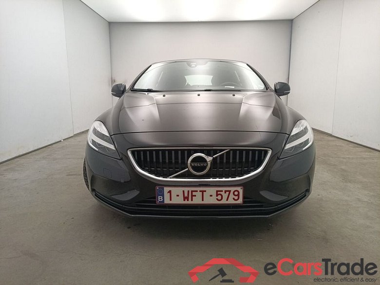 Volvo V40 D2 Black Edition 5d #1