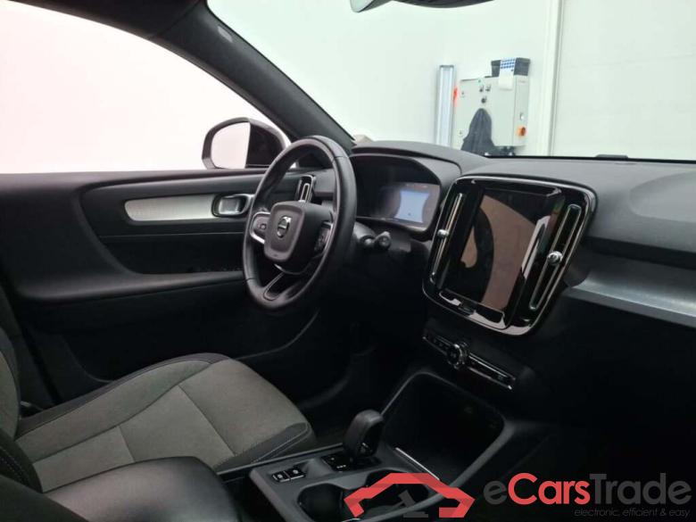 VOLVO XC40 1.5 T4 Essential Bright AUT #3