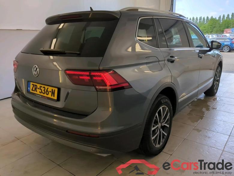 VOLKSWAGEN Tiguan 1.5 TSI CL. Bus. 7p. #3