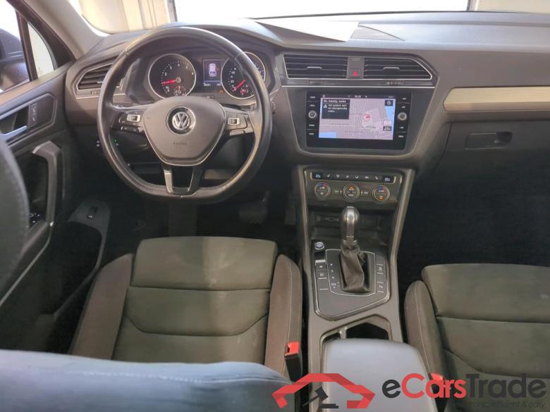 VOLKSWAGEN Tiguan 1.5 TSI CL. Bus. 7p. #6