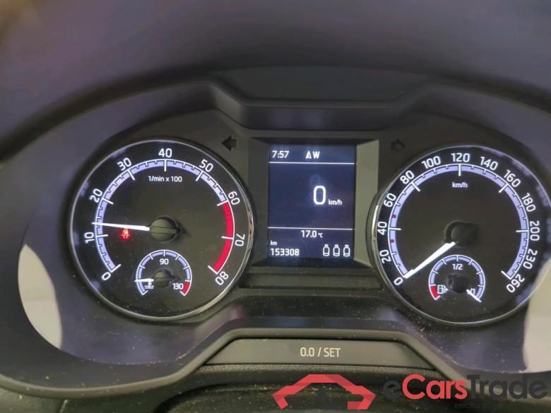 SKODA OCTAVIA COMBI 1.0 TSI Grt Amb. Bns #5