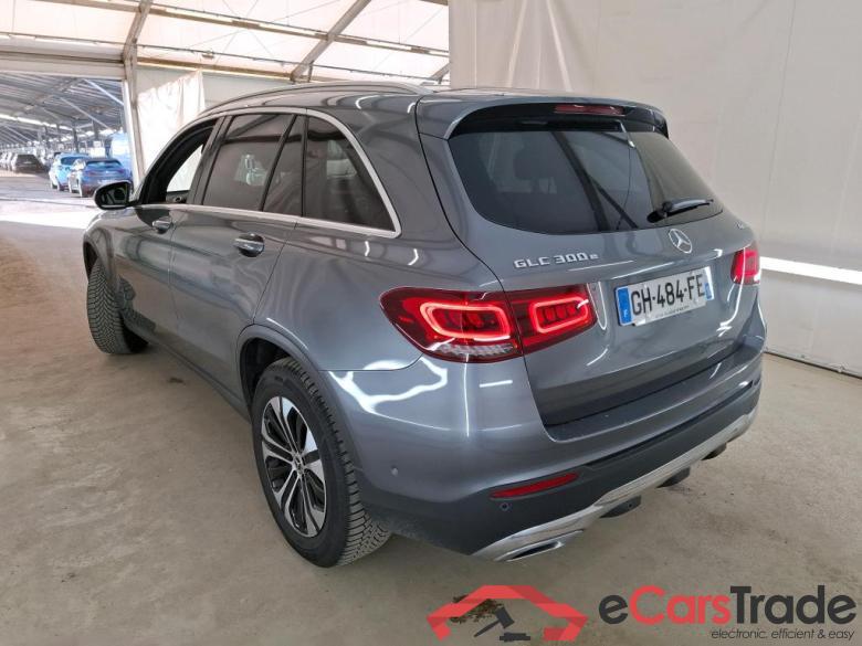 Mercedes GLC 300 e Business Line 4Matic MERCEDES-BENZ GLC / 2019 / 5P / SUV GLC 300 e Business Line 4Matic #2