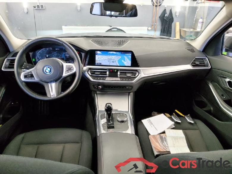 BMW 3-Serie Touring ´18 Baureihe 3 Touring 330 e Advantage 2.0 185KW AT8 E6d #3