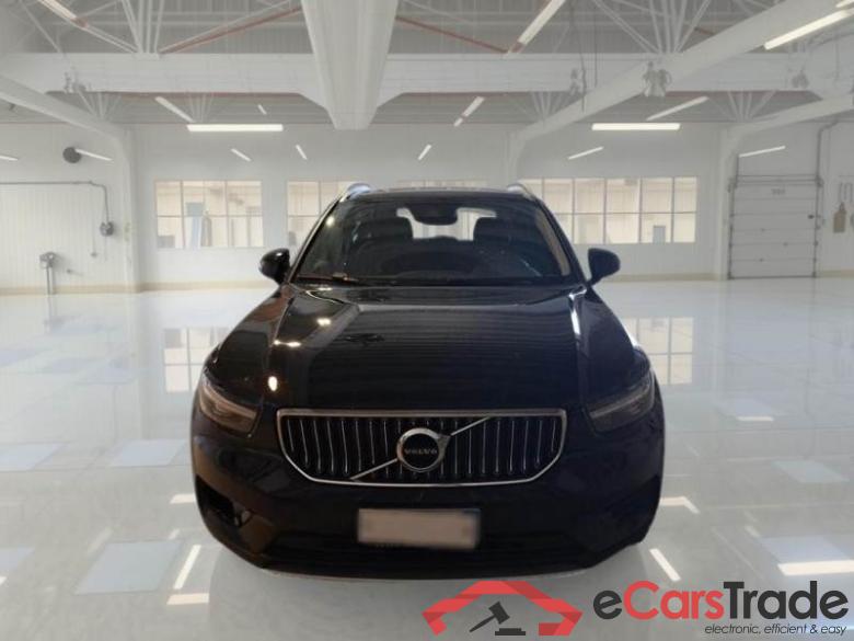 Volvo 235 VOLVO XC40 / 2017 / 5P / SUV T4 PLUG-IN HYBRID AUTO RECH INSCRIP EXPR #6