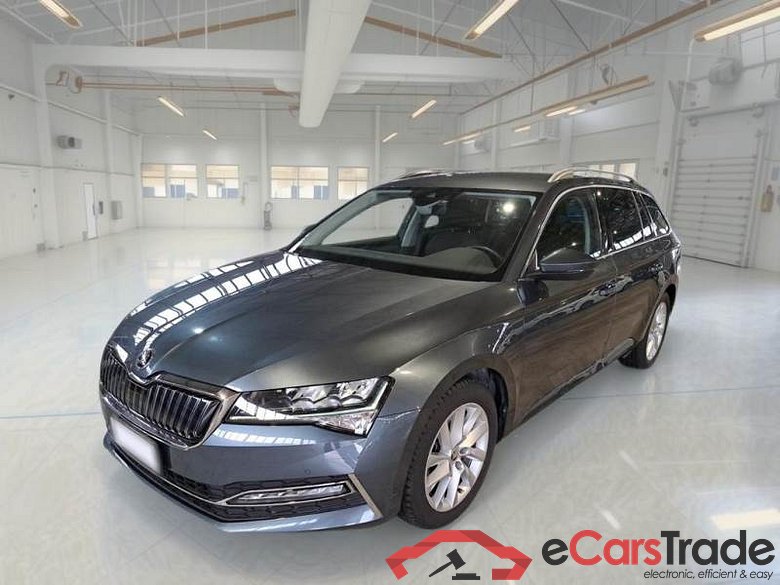 Skoda 23 SKODA SUPERB WAGON / 2019 / 5P / STATION WAGON 1.4 TSI PLUG-IN HYBRYD EXECUTIVE DSG