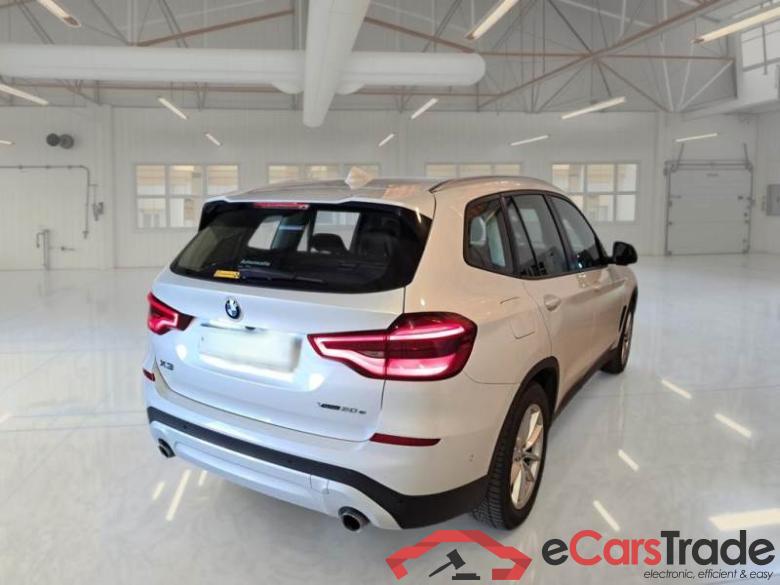BMW 76 BMW X3 / 2017 / 5P / SUV XDRIVE 30E BUSINESS ADVANTAGE #2