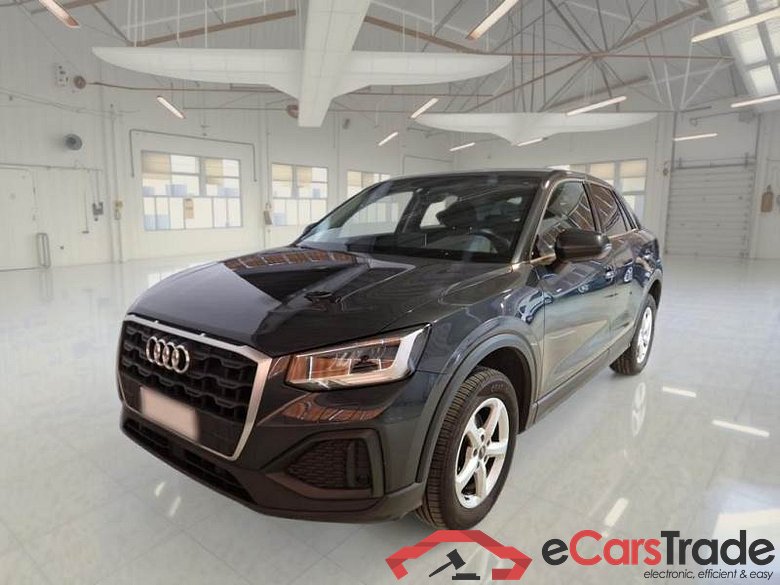 Audi 32 AUDI Q2 / 2020 / 5P / SUV 2.0 30 TDI BUSINESS #1
