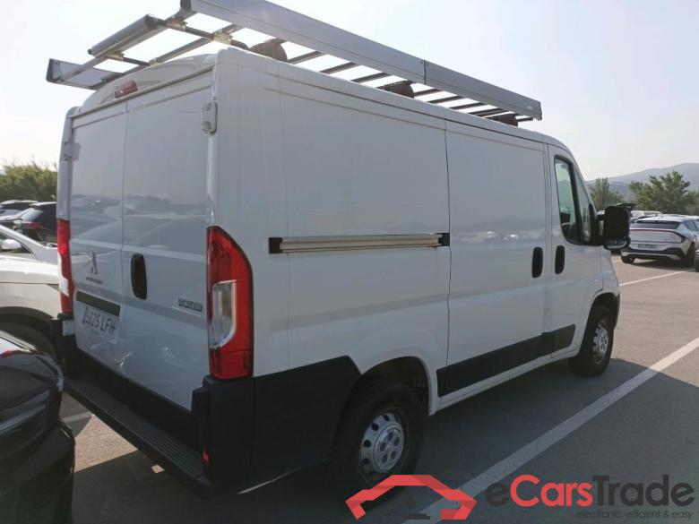 Peugeot Pack 330 L1 H1 BHDI 88kW(120CV) S&S 6 V. PEUGEOT Boxer / 2014 / 4P / furgón Pack 330 L1 H1 BHDI 88kW(120CV) S&S 6 V. #2