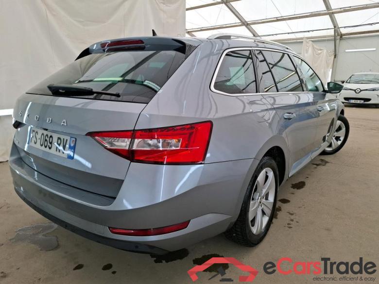 Skoda 15 TSI ACT 150 DSG7 Business SKODA Superb Combi  2019  5P  Break 15 TSI ACT 150 DSG7 Business #3