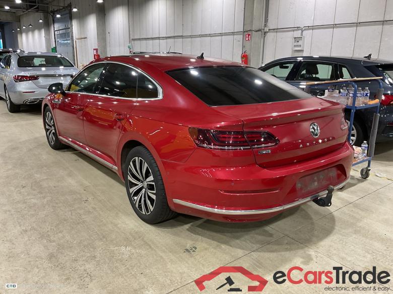 VOLKSWAGEN ARTEON DIESEL 2.0 TDi SCR Elegance Drive travel Assist Plus #3