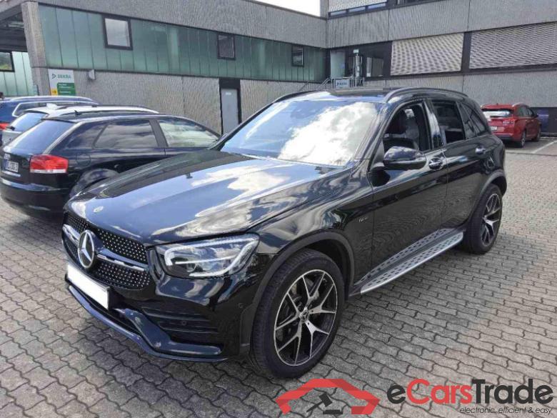 Mercedes-Benz GLC -Klasse (BM 253)(06.2015->) DE - SUV5 GLC 300 de EU6d, de AMG Line 4Matic (EURO 6d), (Facelift) 2020 - 2022 #1