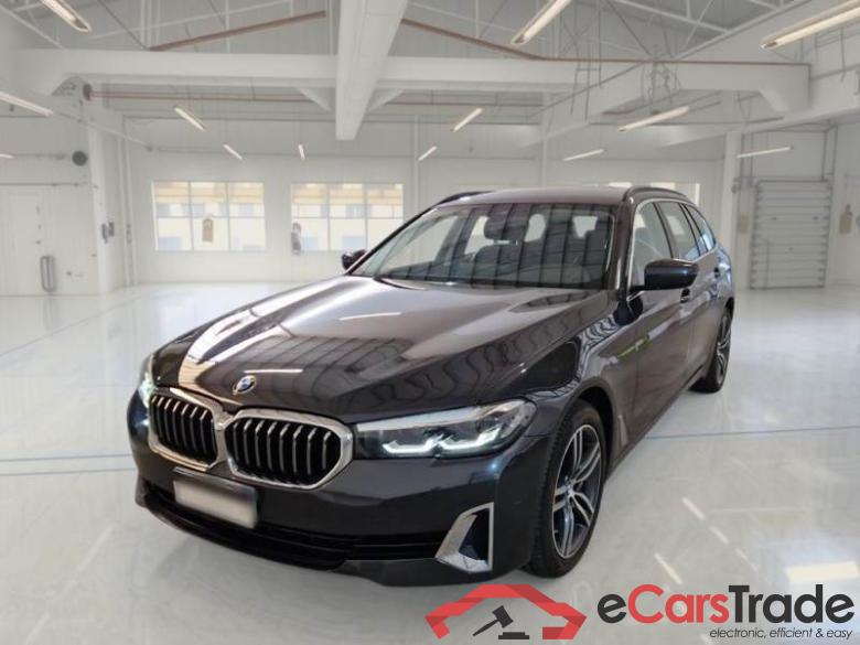 BMW 17 BMW SERIE 5 / 2020 / 5P / STATION WAGON 530D 183KW XD LUXURY AUTO TOURING #1