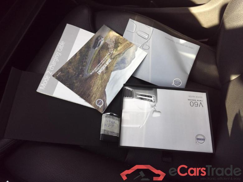 Volvo 2.0 T8 AWD Inscription Auto V60 Familiar Inscription Plug-In Hybrid AWD 2.0 T8 Twin Engine 390CV E6dT #5