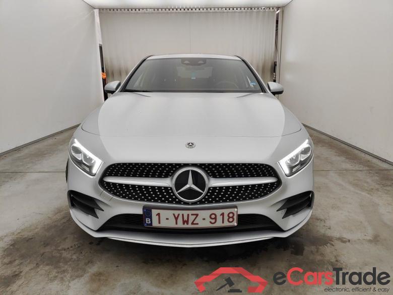 Mercedes-Benz A-Klasse Limousine A 180 Business Solution Aut. 4d #1