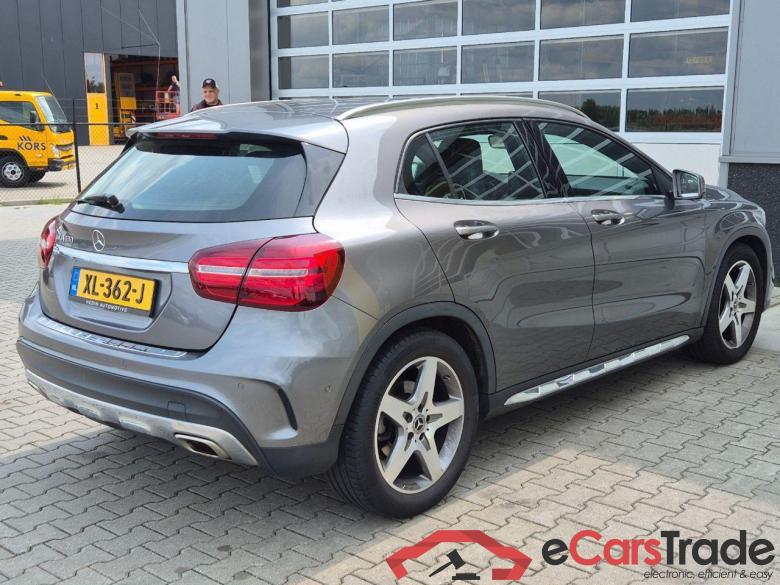 MERCEDES-BENZ GLA-klasse 180 Business Solution AMG #4
