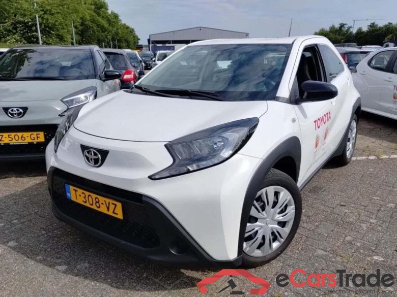 TOYOTA Aygo X 1.0 VVT-i MT Play #1