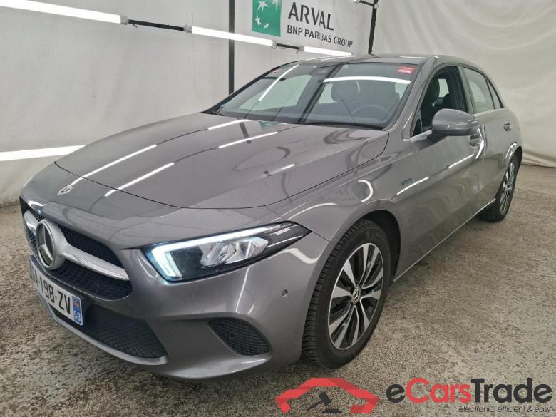 Mercedes A 250 e Business Line 8G-DCT MERCEDES-BENZ Classe A Compact / 2018 / 5P / Berline A 250 e Business Line 8G-DCT #1