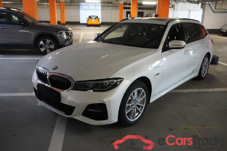 BMW 3-Serie Touring ´18 Baureihe 3 Touring 330 e xDrive M Sport 2.0 185KW AT8 E6d #1